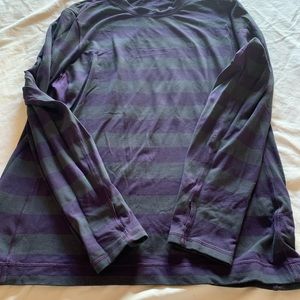 Men’s XL long sleeve striped workout shirt